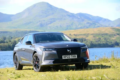 DS 4